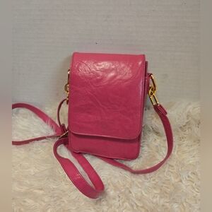 (Hot Pink Ccrossbody)